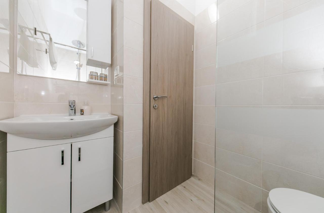 Palomia C Apartment Сплит Екстериор снимка
